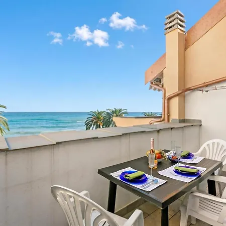 Paolo & Elisa - Sea Front Apartment *